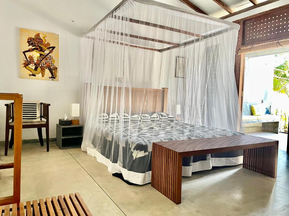 Isana Beach House Tangalle Exteriör bild