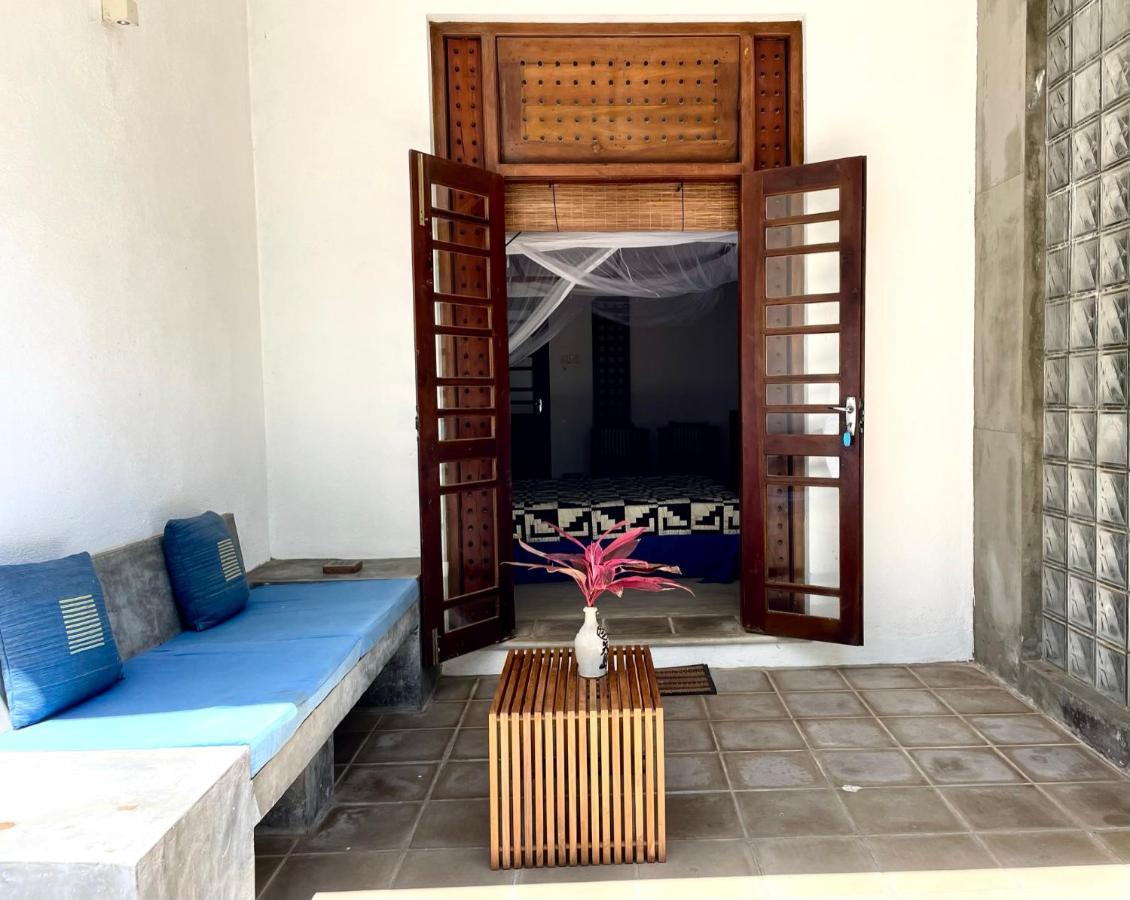 Isana Beach House Tangalle Exteriör bild