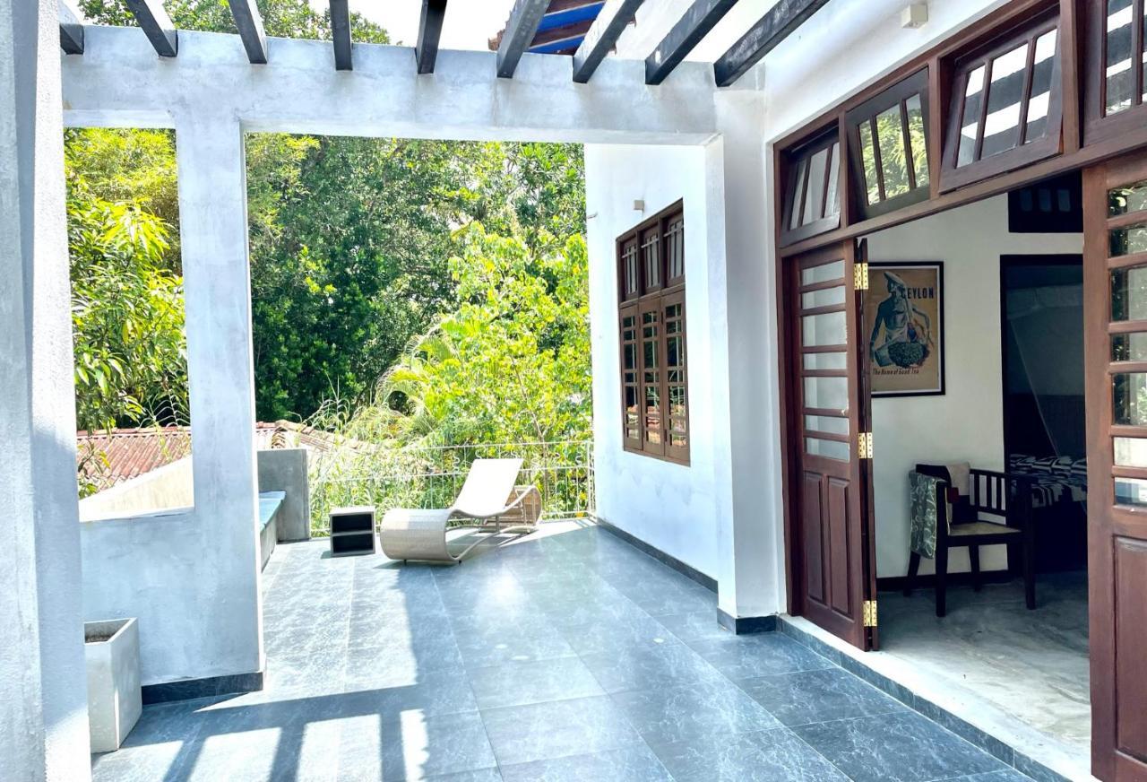 Isana Beach House Tangalle Exteriör bild