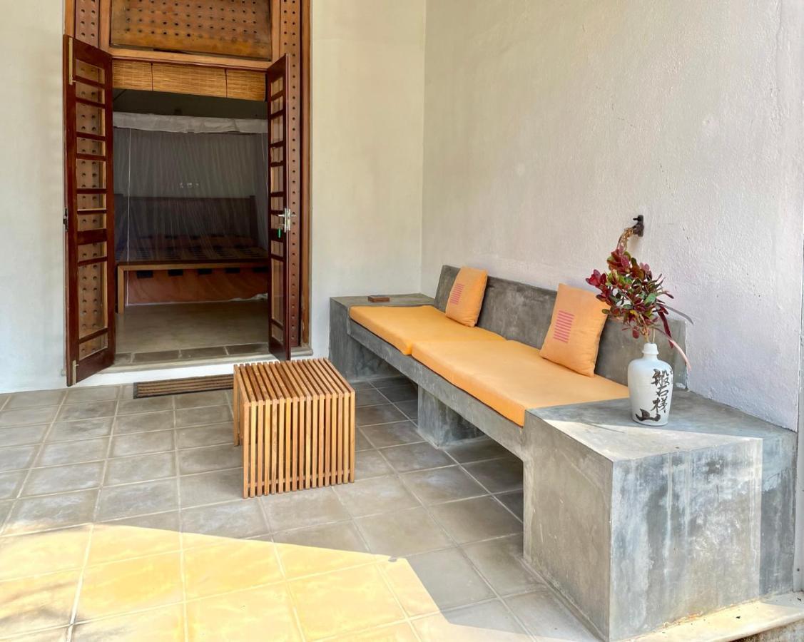 Isana Beach House Tangalle Exteriör bild