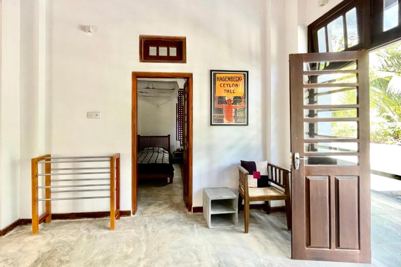 Isana Beach House Tangalle Exteriör bild