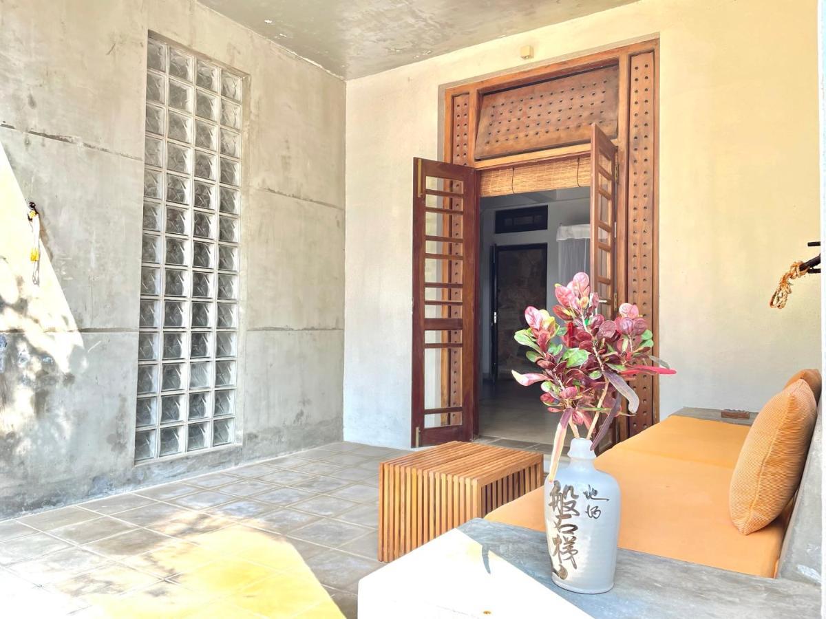 Isana Beach House Tangalle Exteriör bild