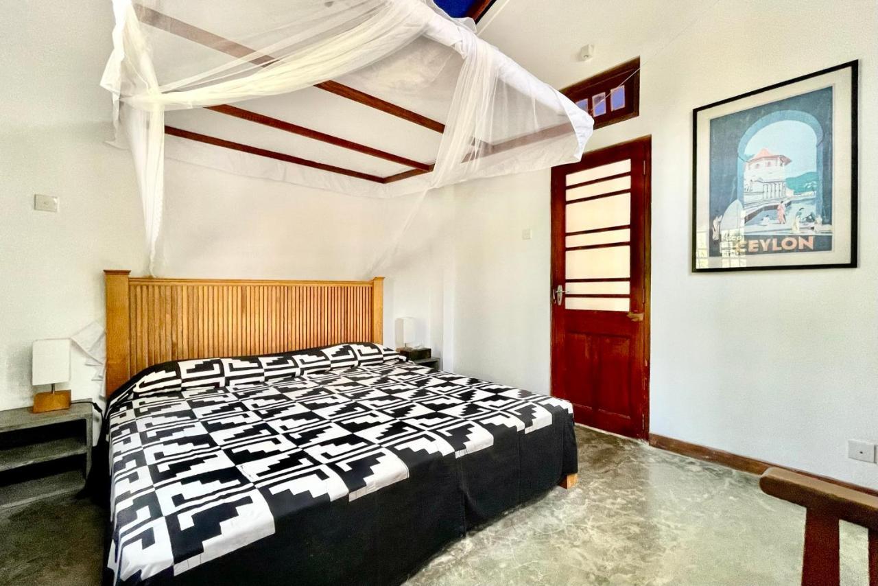 Isana Beach House Tangalle Exteriör bild