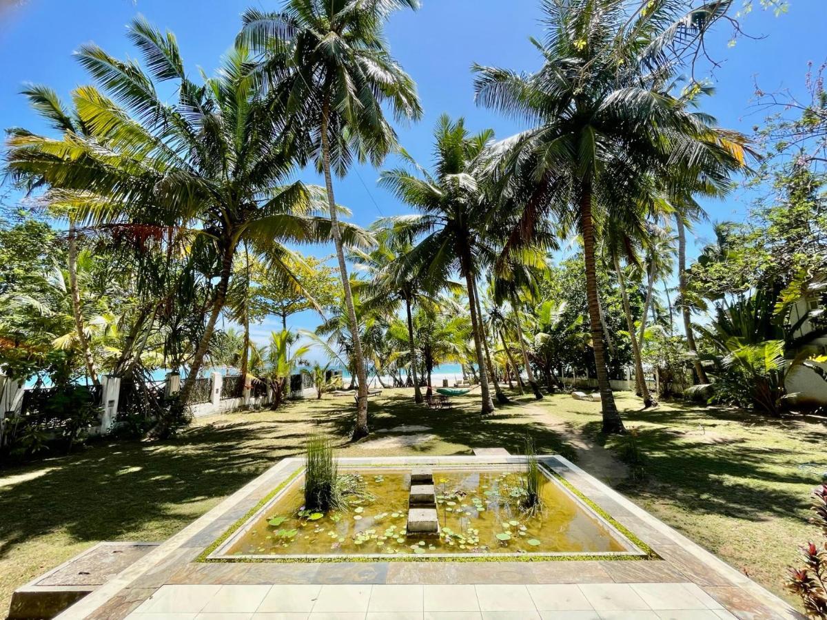 Isana Beach House Tangalle Exteriör bild