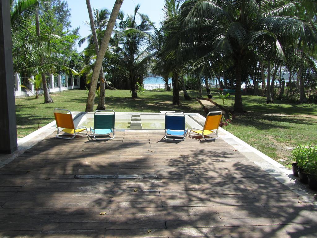 Isana Beach House Tangalle Exteriör bild